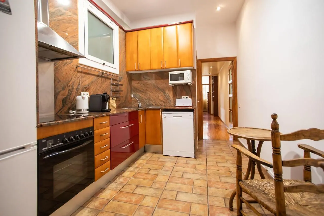 P2Ari1046 - Magnific 2Bed Apartment In The City Center バルセロナ
